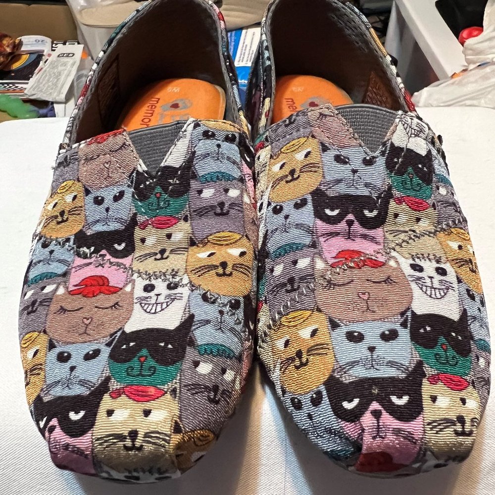 Skecher's Bobs Cat slip-ons